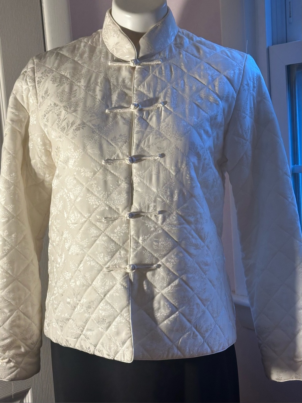 Newport News White Quilted Mandarin Collar 100% Wool Light Jacket Sz S